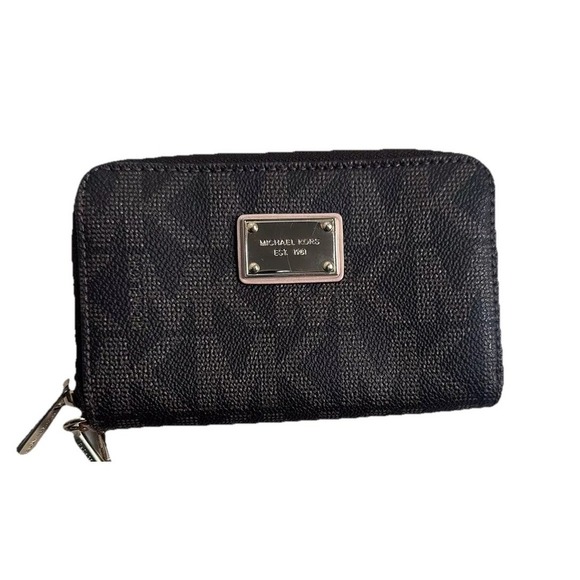 Michael Kors Patent Leather Wristlet Wallet Monogram Gold Black Zip Designer - Picture 1 of 10